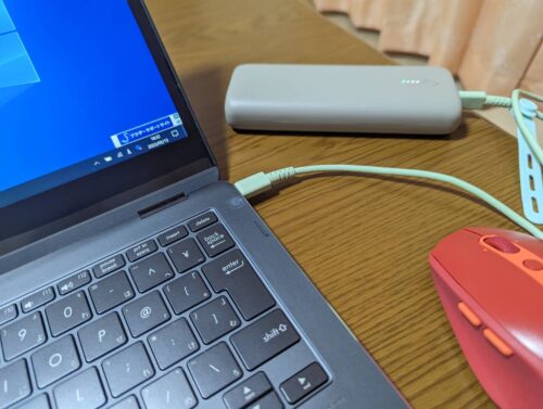 【MOTTERU】ノートパソコン用のモバイルバッテリーの選択肢があまりない件【MOT-MB20001-GYレビュー】