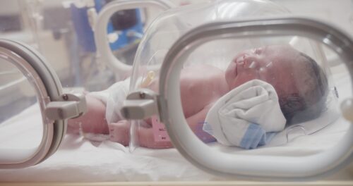 【未熟児】NICUに新生児が入った場合の費用が驚愕だった…【補助】